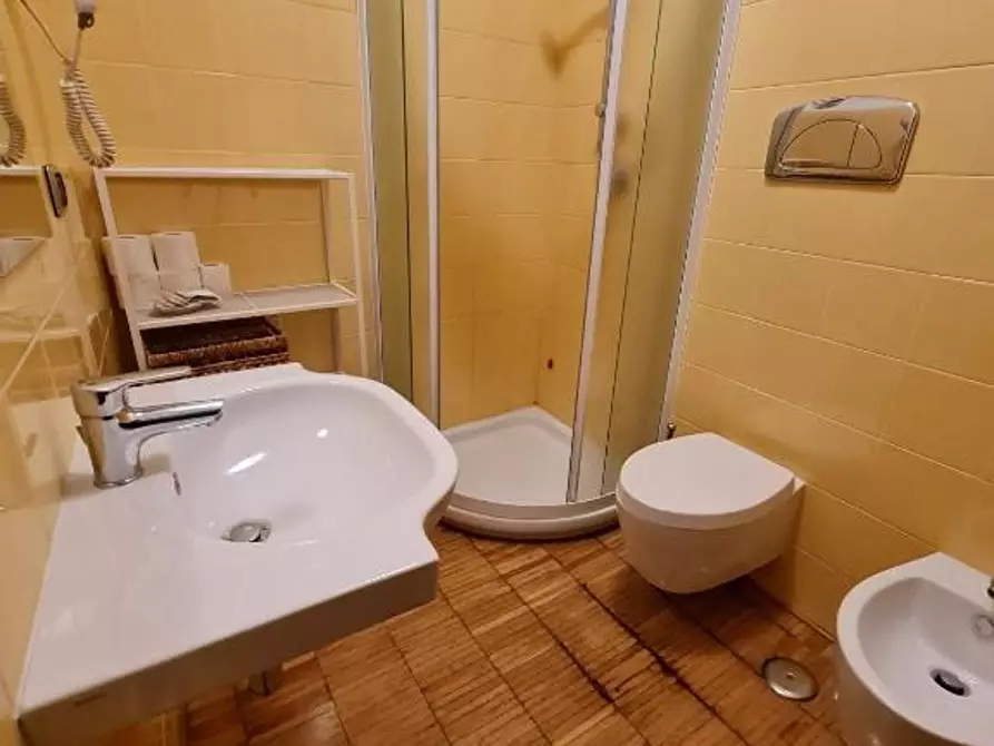 Immagine 31 di Albergo/B&B/Residence in vendita  in Via Giovanni Paisiello 56 a Taranto