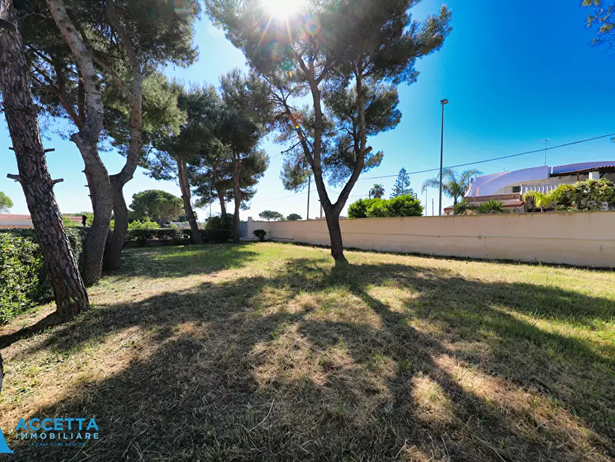 Immagine 24 di Villa in vendita  in Via Lappane a Taranto