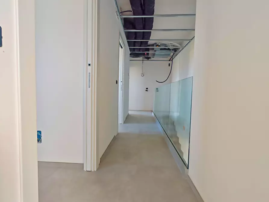 Immagine 22 di Villa in vendita  in Via Azalee a Taranto