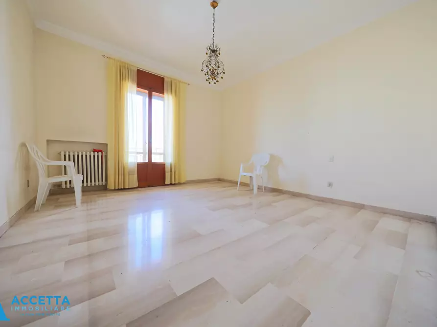 Immagine 12 di Trilocale in vendita  in Via Ugo De Carolis 10 a Taranto