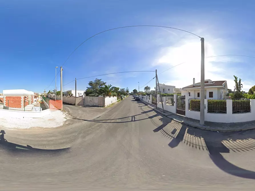 Immagine 26 di Villa in vendita  in Via Dayala a Taranto