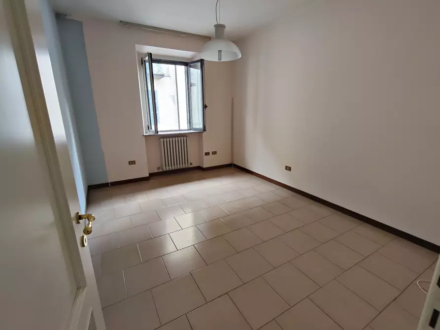 Immagine 23 di Porzione di casa in vendita  in Via San Bartolomeo a Piacenza