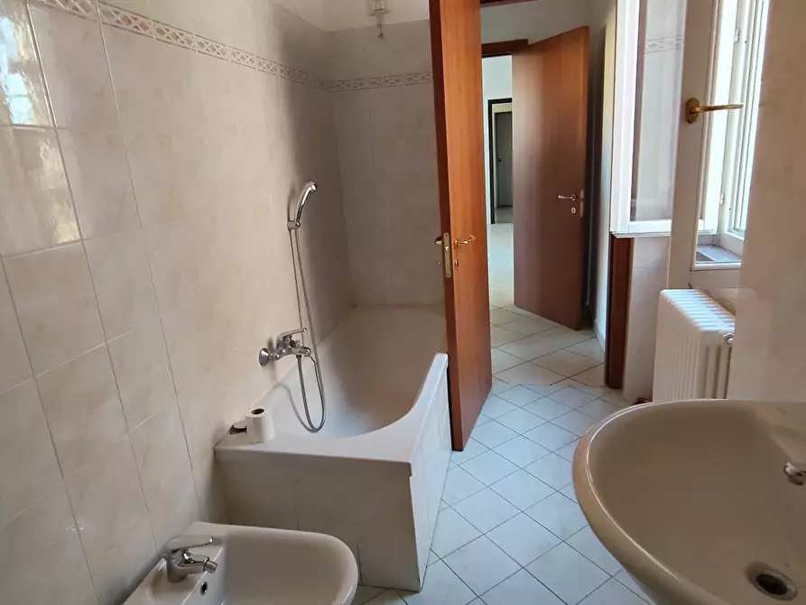 Immagine 15 di Bilocale in vendita  in via roma a Pianello Val Tidone