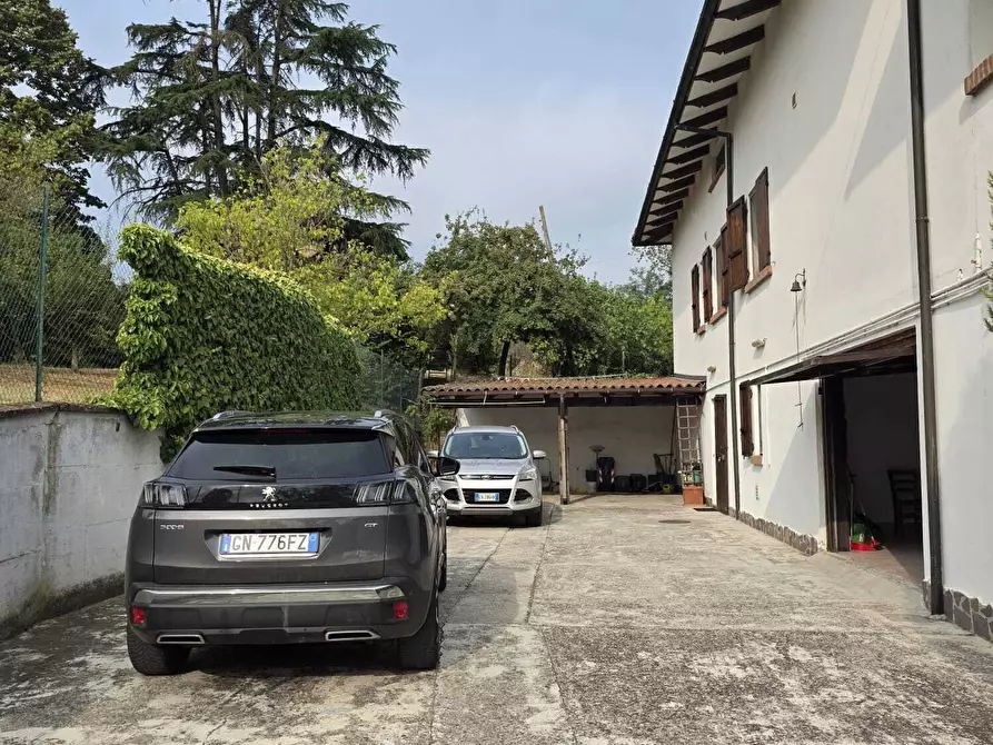 Immagine 19 di Villa in vendita  in costa sidoli a Ziano Piacentino