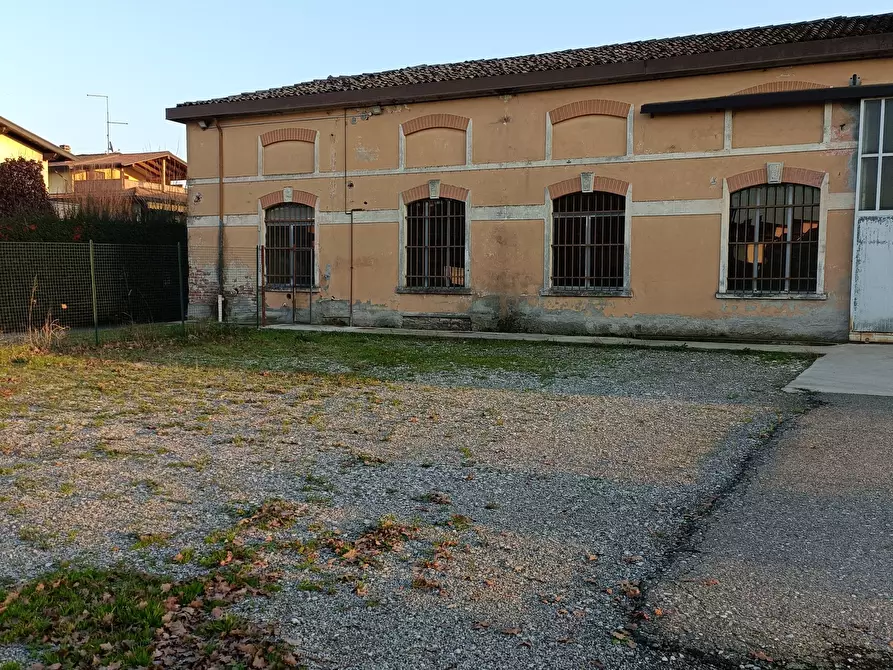 Immagine 12 di Magazzino in vendita  in Via Malvicino a Castel San Giovanni