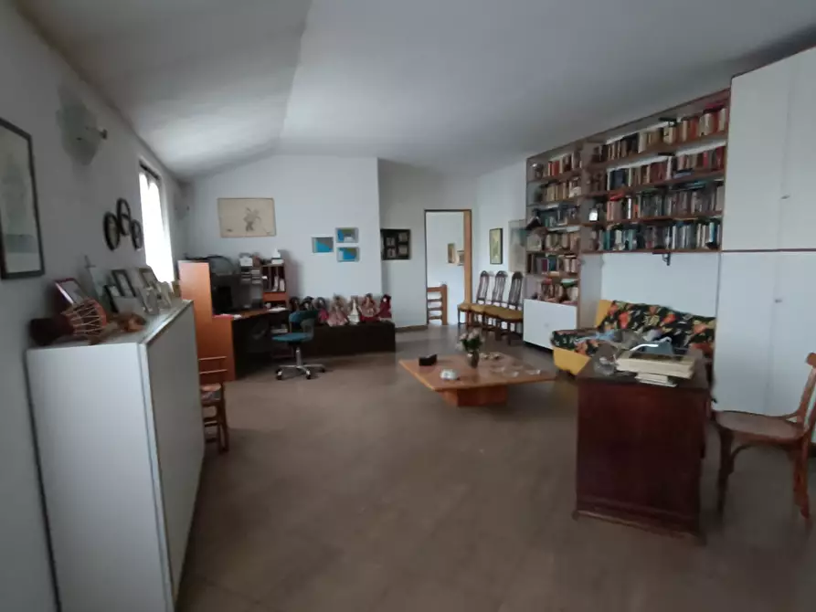 Immagine 39 di Casa indipendente in vendita  in campagna a Monticelli Pavese