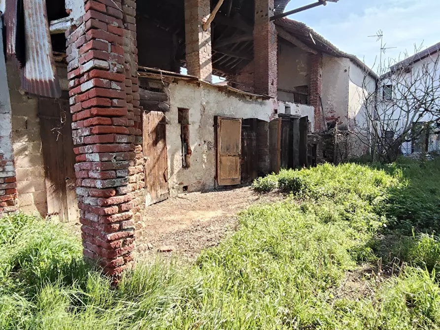 Immagine 8 di Porzione di casa in vendita  in centro a Pieve Porto Morone