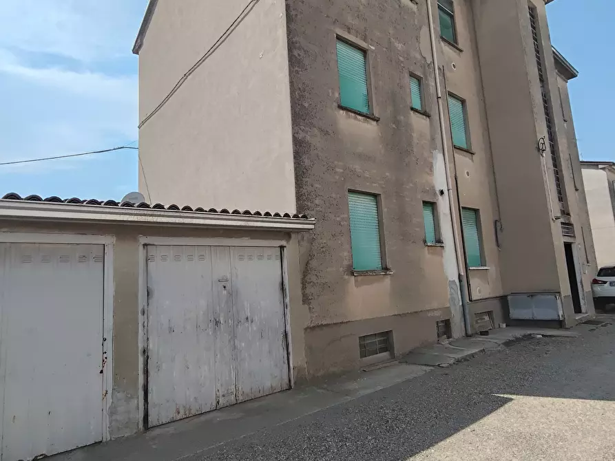 Immagine 10 di Palazzo in vendita  in Strada per ponteriglio 21 a Pontenure