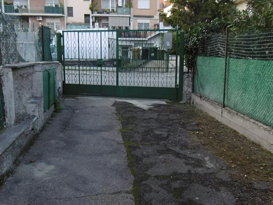 Immagine 26 di Trilocale in vendita  in VIA DEL FOSSO DI BRAVETTA a Roma