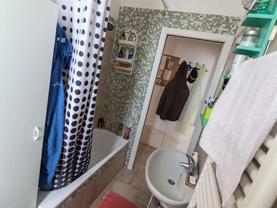 Immagine 6 di Trilocale in vendita  in VIA DEI GONZAGA a Roma