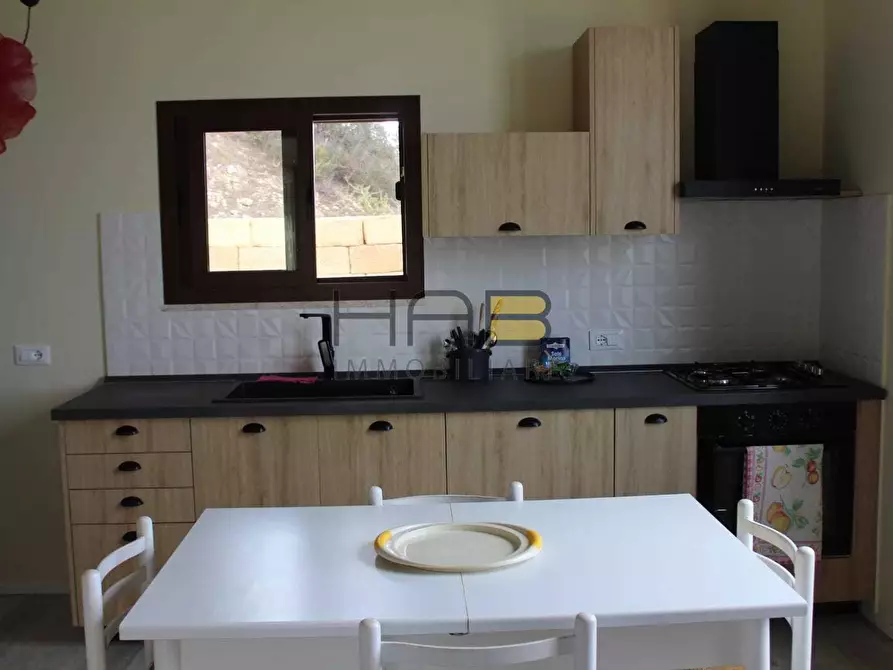 Immagine 5 di Casa indipendente in affitto  a Erice