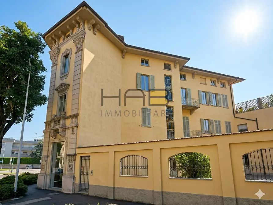 Immagine 1 di Bilocale in vendita  in Via Antonio Meucci 2 a Busto Arsizio