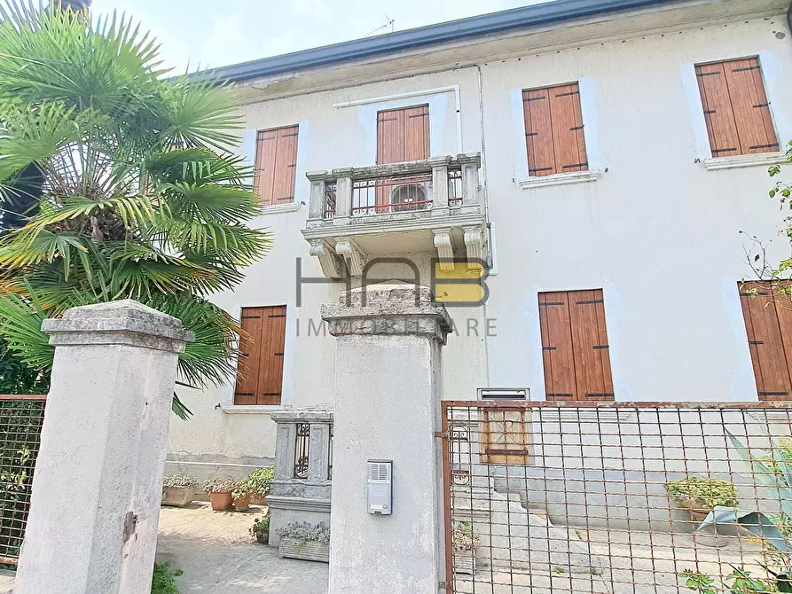Immagine 1 di Villa in vendita  in Via Giacomo Andrea Giacomini a Padova