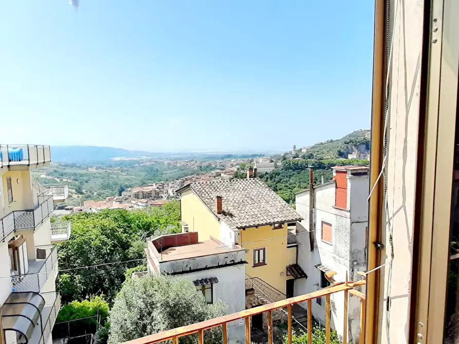 Immagine 5 di Pentalocale in vendita  in piazza mon franchini 3 a Montecorvino Rovella