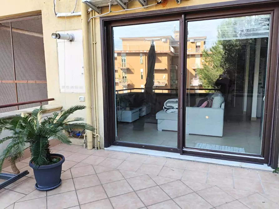 Immagine 12 di Bilocale in vendita  in Via Giuseppe De Caro 52 a Salerno