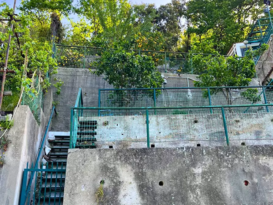Immagine 14 di Villa in vendita  in Via le Camere 30 a Vietri Sul Mare
