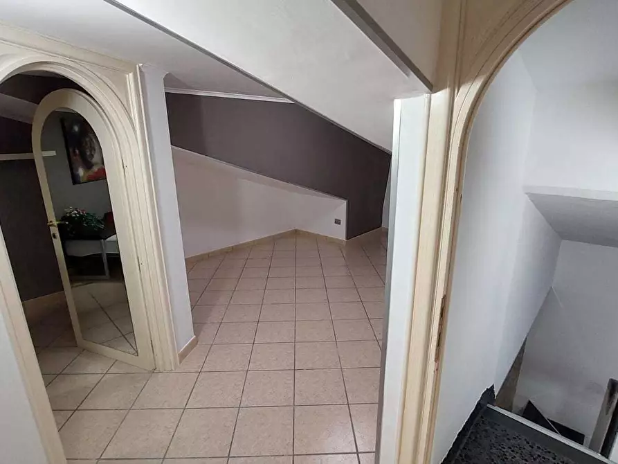 Immagine 40 di Villetta a schiera in vendita  in Via Parrocchia 33 a Baronissi