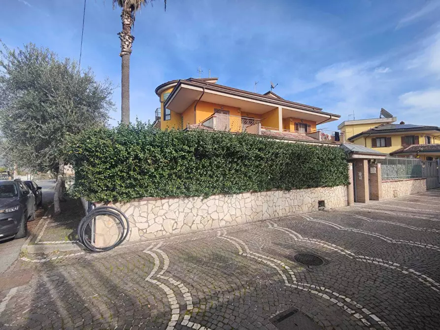 Immagine 30 di Villetta a schiera in vendita  in Via Furchi a Striano