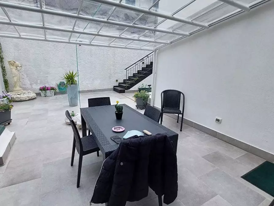 Immagine 28 di Villetta a schiera in vendita  in Via Parrocchia 33 a Baronissi