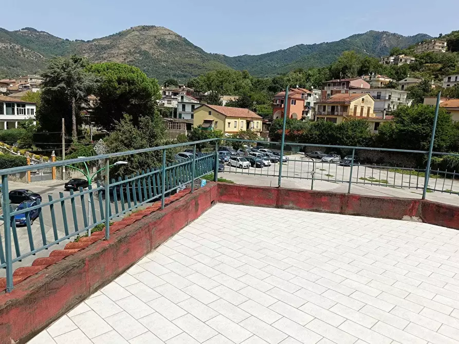 Immagine 29 di Pentalocale in vendita  in Via Giuseppe Vitale 64 a Cava De' Tirreni