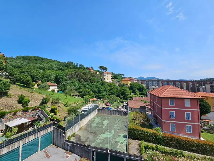 Immagine 35 di Quadrilocale in vendita  in Via Campomorone 105 a Genova