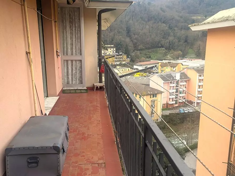 Immagine 8 di Trilocale in vendita  in Via Campomorone 40R a Genova