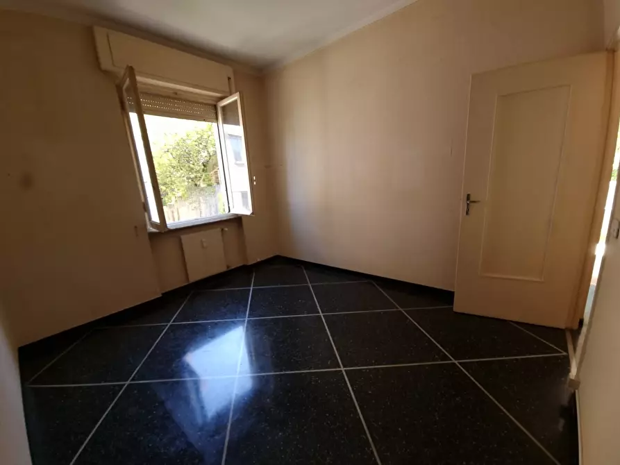 Immagine 31 di Trilocale in vendita  in Salita Serra Riccò 13 a Genova