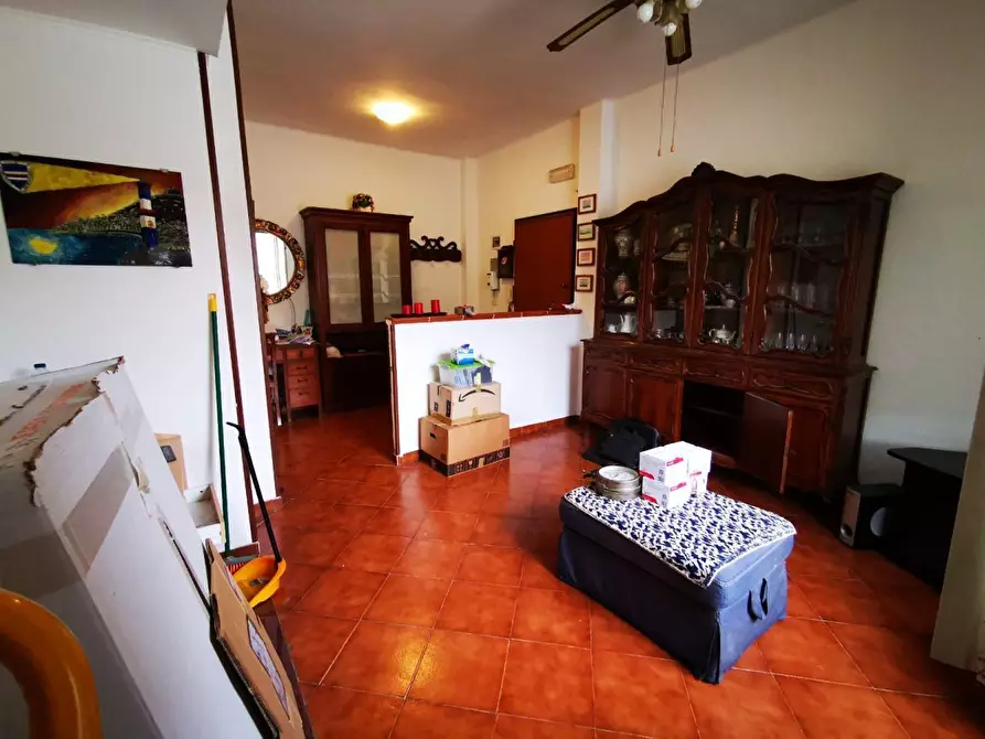 Immagine 3 di Trilocale in vendita  in Via Sardorella 53 a Genova