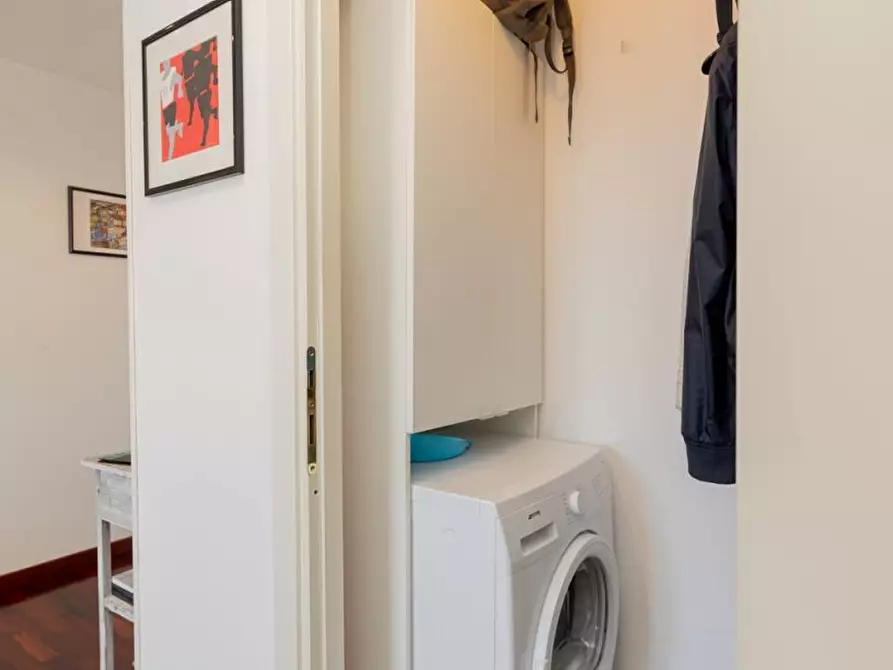 Immagine 34 di Bilocale in vendita  in Via Fratelli Gazzo a Genova