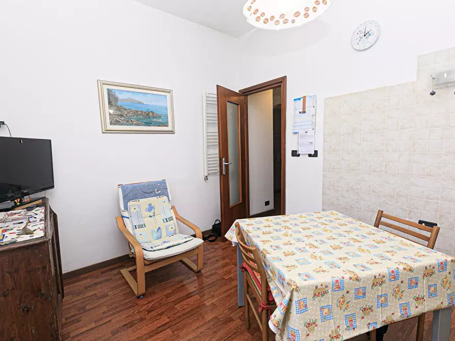 Immagine 6 di Bilocale in vendita  a Campomorone