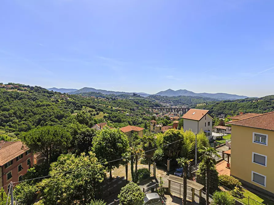 Immagine 9 di Pentalocale in vendita  in Via Primo Cavallieri 55 a Campomorone