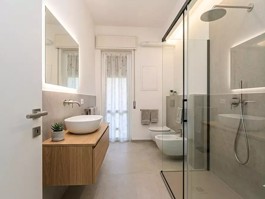 Immagine 25 di Trilocale in vendita  in Via Piero Pinetti 66 B a Genova