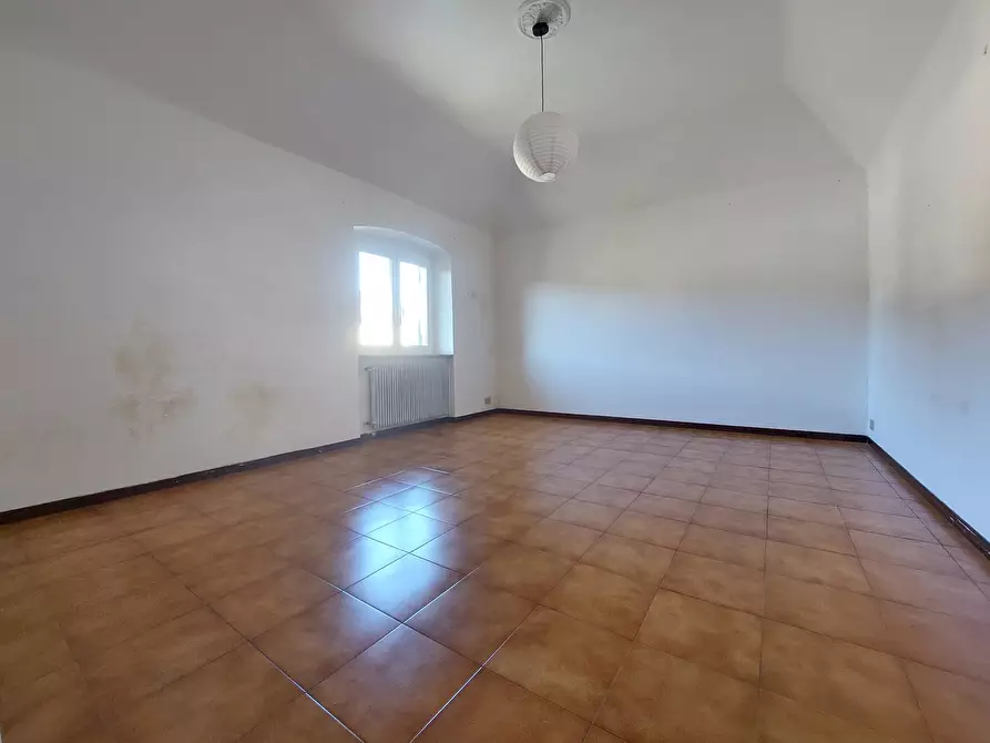 Immagine 11 di Bilocale in vendita  a Genova