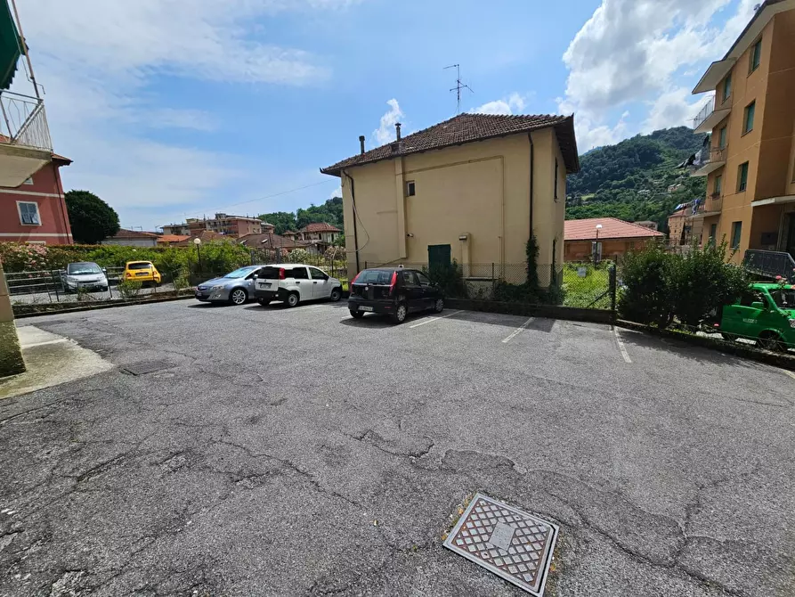 Immagine 43 di Quadrilocale in vendita  in Via Campomorone 105 a Genova