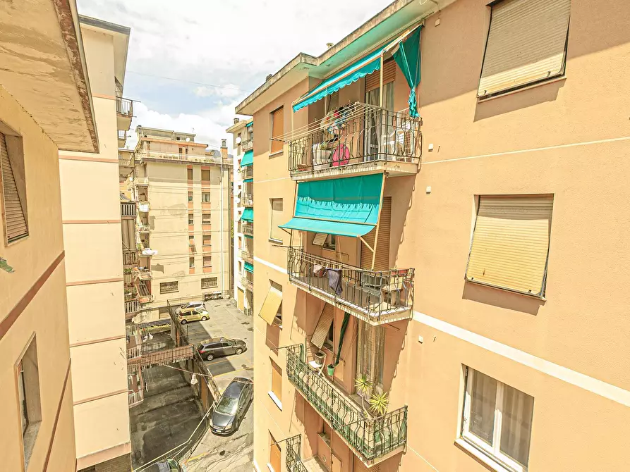 Immagine 29 di Pentalocale in vendita  in Via alcide de gasperi 28 a Campomorone