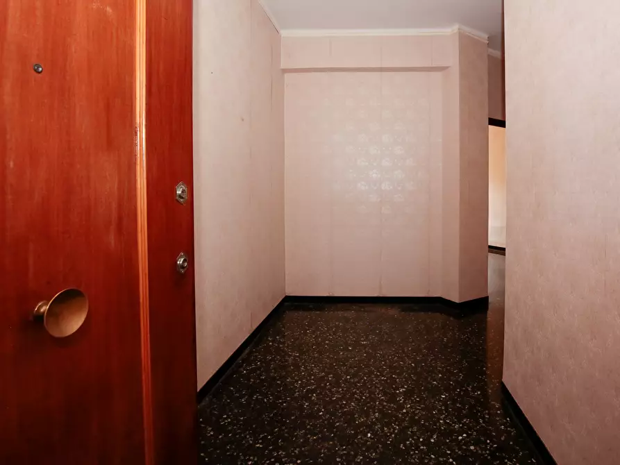 Immagine 47 di Pentalocale in vendita  in Via Paolo Anfossi 68c a Genova