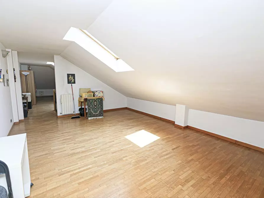 Immagine 43 di Attico in vendita  in Via Morego 55 a Genova