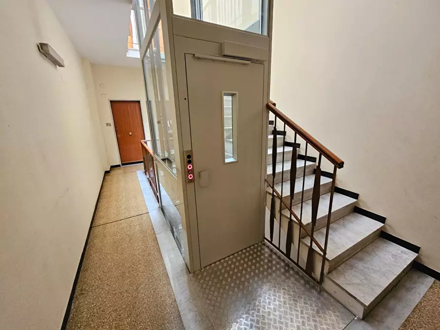 Immagine 36 di Trilocale in vendita  in SALITA SERRA RICCO 3 a Genova