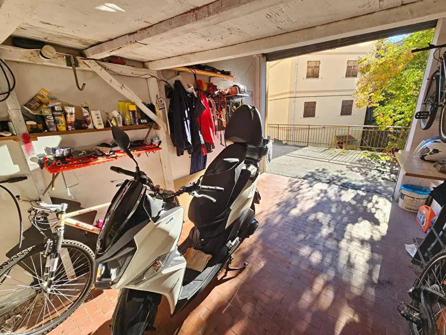 Immagine 2 di Garage in vendita  in Via Antonio Gavino 44 R a Campomorone