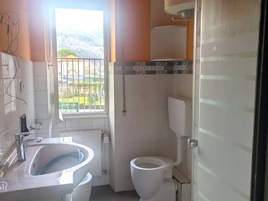 Immagine 19 di Bilocale in vendita  in Via Francesco Pedemonte a Serra Riccò