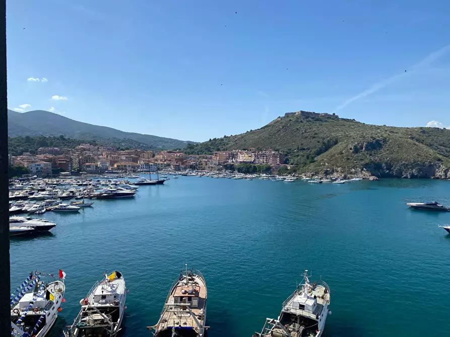 Immagine 14 di Attico in vendita  a Monte Argentario