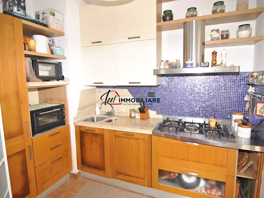 Immagine 25 di Villa in vendita  in Via Kaiser Parodi 15 a Livorno