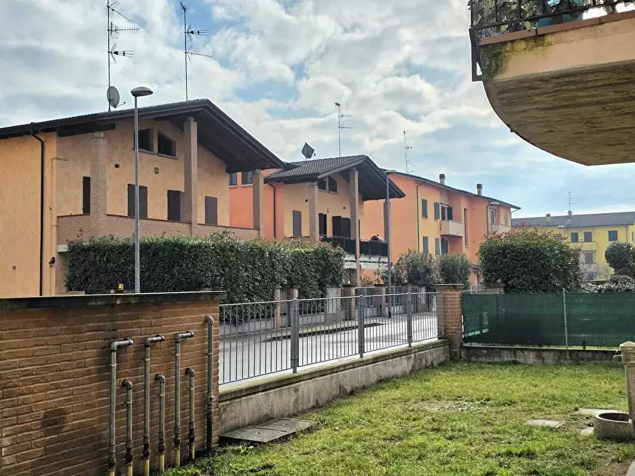 Immagine 4 di Trilocale in vendita  in Via Pezzarossa Vincenzo 2 a San Secondo Parmense