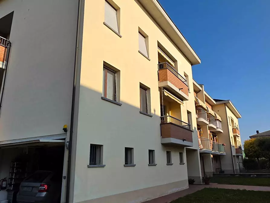 Immagine 40 di Trilocale in vendita  in Via G. Verdi 18 a Torrile