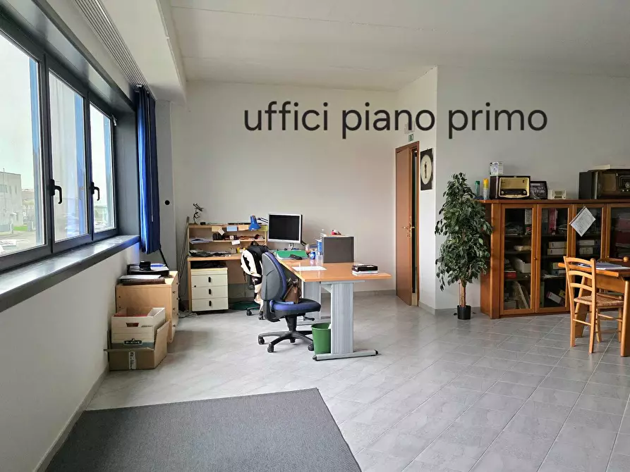 Immagine 71 di Capannone industriale in vendita  in Via Galileo Galilei 14 a Sissa Trecasali