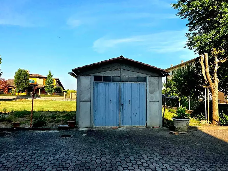 Immagine 38 di Porzione di casa in vendita  in Via Provinciale 23 a Sissa Trecasali