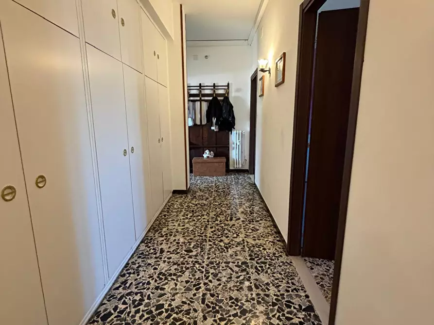 Immagine 28 di Appartamento in vendita  a Senigallia