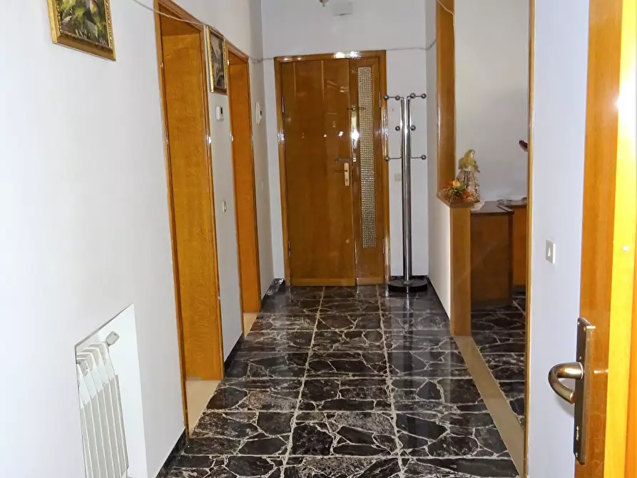 Immagine 6 di Appartamento in vendita  a Trecastelli
