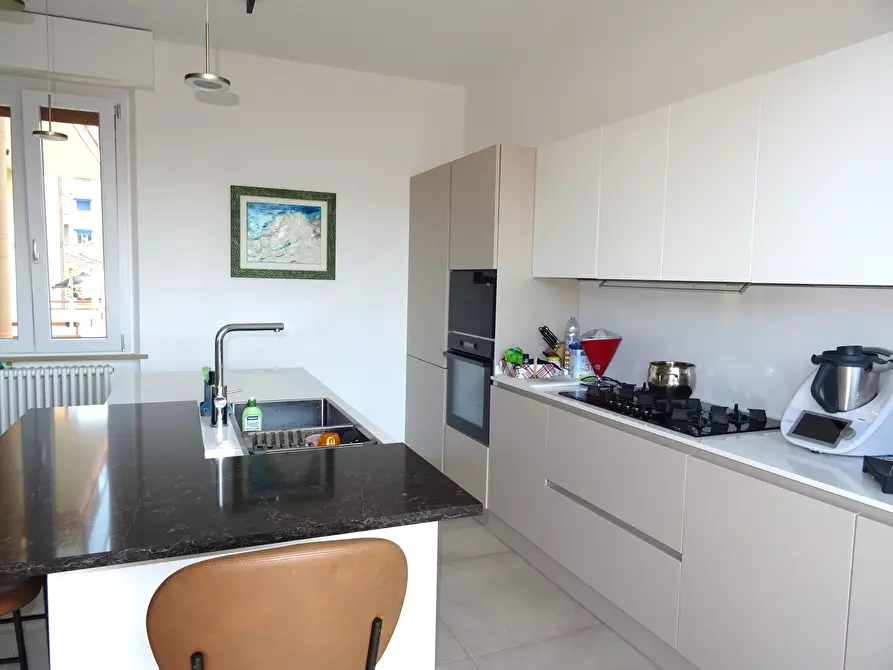 Immagine 5 di Trilocale in vendita  a Senigallia