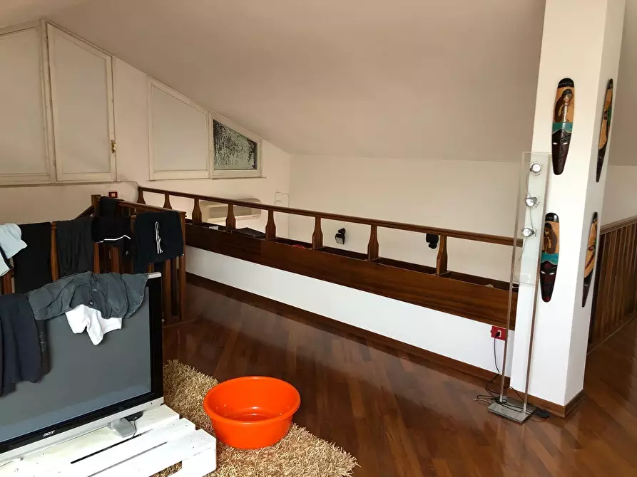 Immagine 15 di Appartamento in vendita  a Senigallia